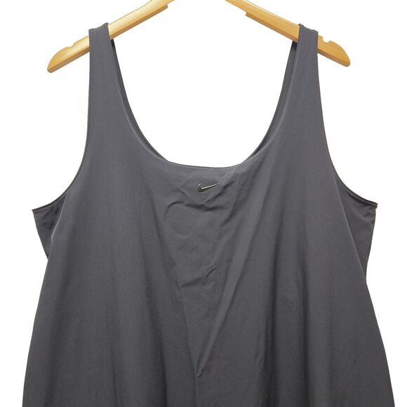 Nike Bliss Luxe Women's 2-1 Training Dress (Plus Size) in Black Size 1X Skort - Picture 4 of 10